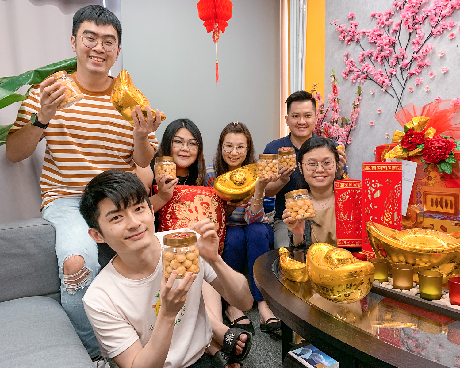Designer Team - Pineapple Tart