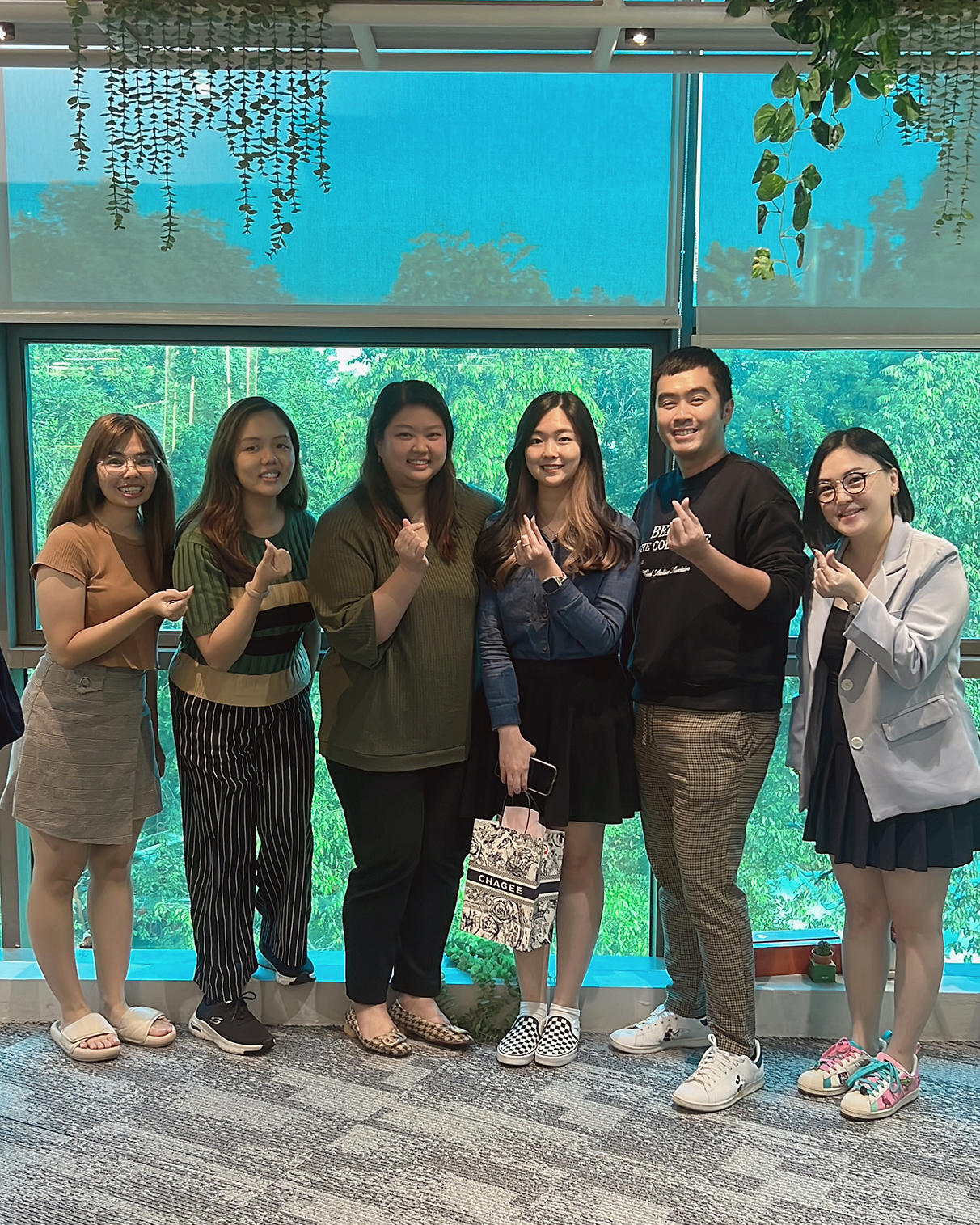 Sze Nie Farewell