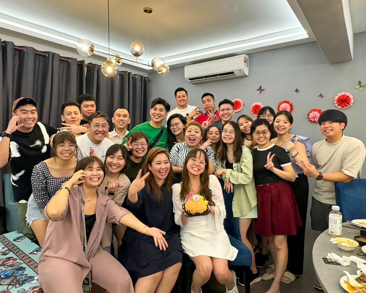 Wellous Team - MY Big Show